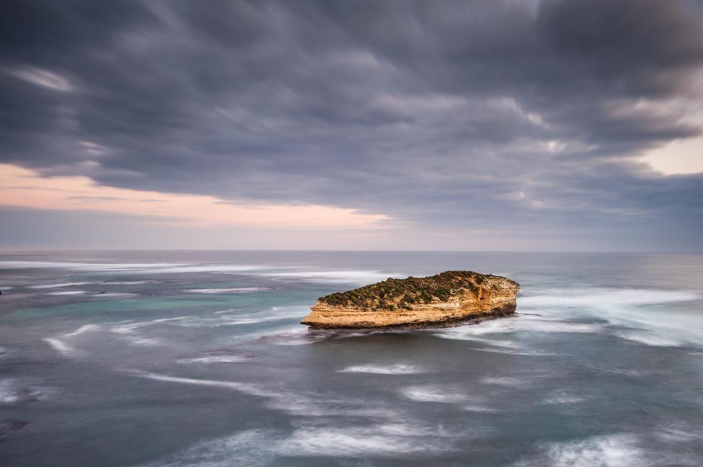 פורט קאמפבל 12 Apostles Accommodation Anchors Beach House With Sea Views חדר תמונה